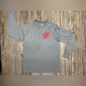 Wisconsin Badgers Shirt Mens Large Gray Champion Loose Long Sleeve Shirt